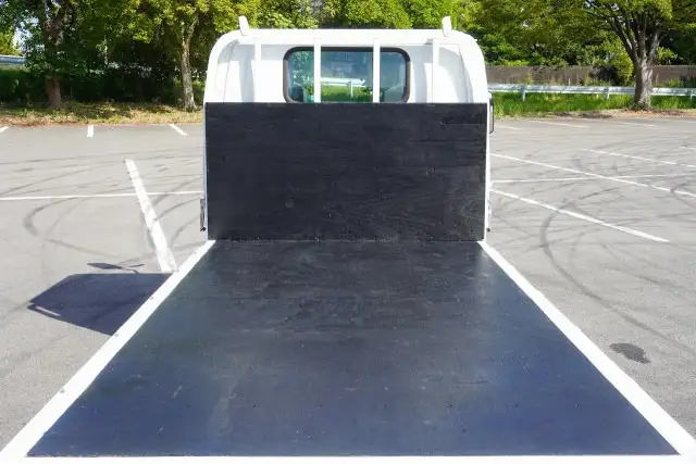 いすゞ エルフ 小型 平ボディ TPG-NJR85A H30の中古トラック画像10