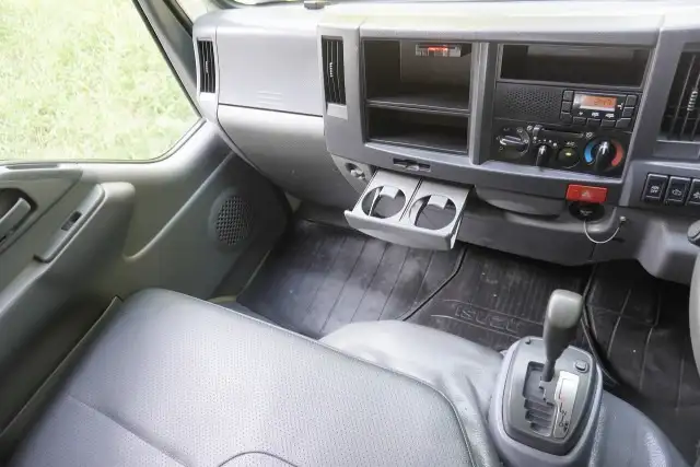 いすゞ エルフ 小型 平ボディ TPG-NJR85A H30の中古トラック画像13