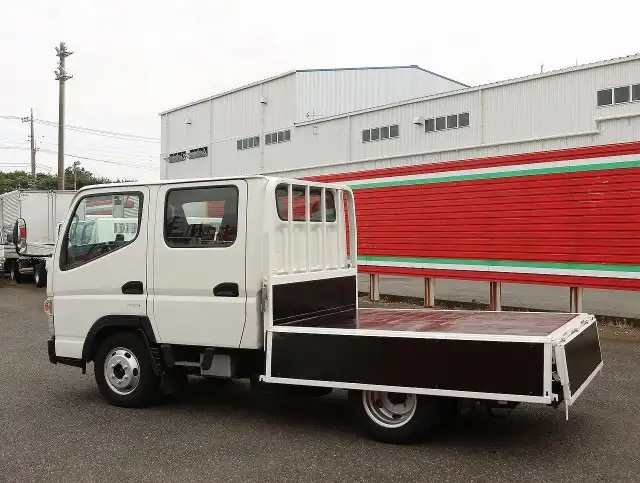 三菱 キャンター 小型 平ボディ Wキャブ 2TG-FBA00の中古トラック画像5