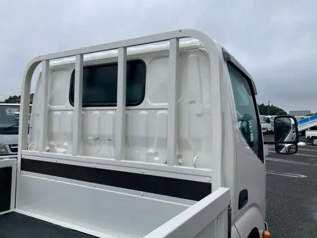 日野 デュトロ 小型 平ボディ  H31/R1の中古トラック画像6
