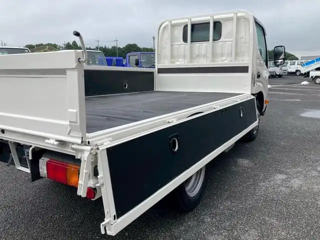 日野 デュトロ 小型 平ボディ  H31/R1の中古トラック画像5