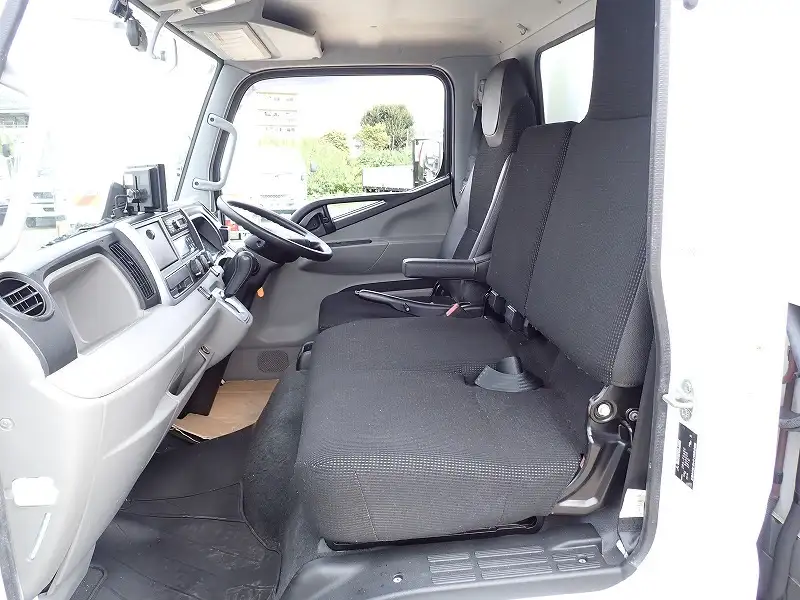 三菱 キャンター 小型 冷凍冷蔵 低温 スタンバイの中古トラック画像10