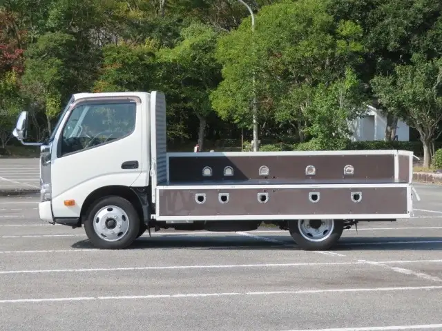 日野 デュトロ 小型 平ボディ 床鉄板 2RG-XZU605Mの中古トラック画像6