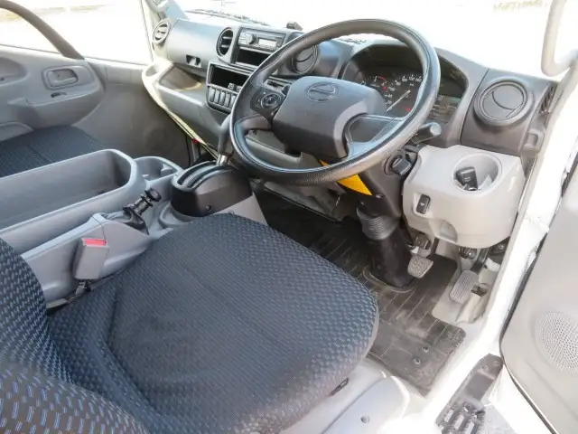 日野 デュトロ 小型 平ボディ 床鉄板 2RG-XZU605Mの中古トラック画像12