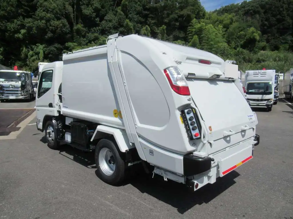 三菱 キャンター 小型 パッカー車 プレス式 2RG-FEAV0の中古トラック画像4
