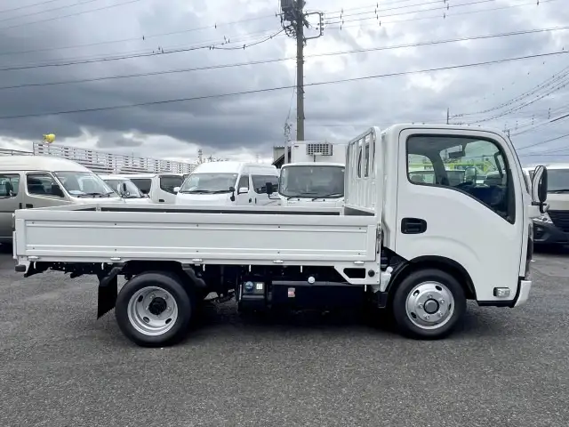 マツダ タイタン 小型 平ボディ 2TG-LKR88AF R7の中古トラック画像3