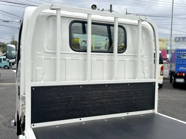 マツダ タイタン 小型 平ボディ 2TG-LKR88AF R7の中古トラック画像7