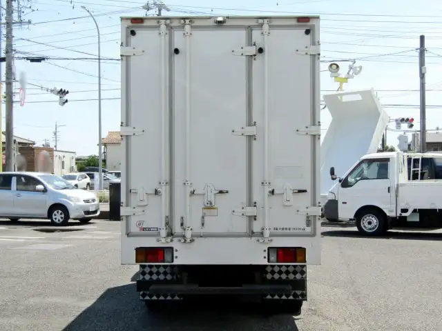いすゞ エルフ 小型 冷凍冷蔵 低温 床ステンの中古トラック画像4