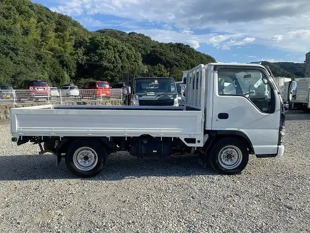 いすゞ エルフ 小型 平ボディ KR-NHR69 H18の中古トラック画像3