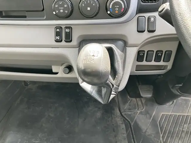 三菱 キャンター 小型 アルミバン サイドドア 2RG-FEB50の中古トラック画像13