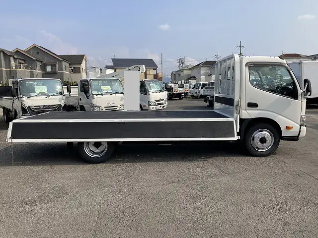 日野 デュトロ 小型 平ボディ 2RG-XZU655M H31/R1の中古トラック画像6