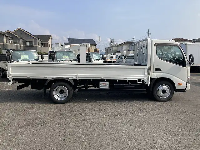 日野 デュトロ 小型 平ボディ 2RG-XZU655M H31/R1の中古トラック画像3