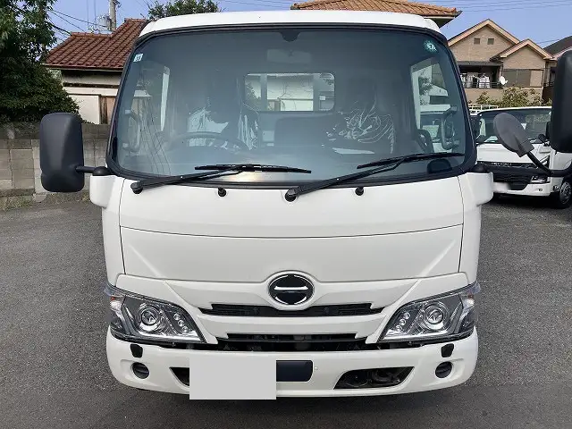 日野 デュトロ 小型 平ボディ 2RG-XZU655M H31/R1の中古トラック画像2