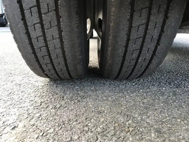 いすゞ エルフ 小型 平ボディ TKG-NJS85A H25の中古トラック画像20