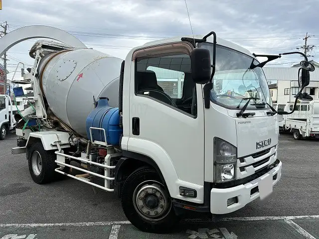いすゞ フォワード 中型/増トン ミキサー・ポンプ LKG-FTR90S2 H27の中古トラック画像2