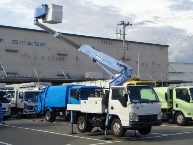 いすゞ エルフ 小型 高所・建柱車 高所作業車 BKG-NKR85Anの中古トラック画像3