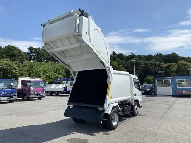 三菱 キャンター 小型 パッカー車 プレス式 2RG-FEAV0の中古トラック画像5