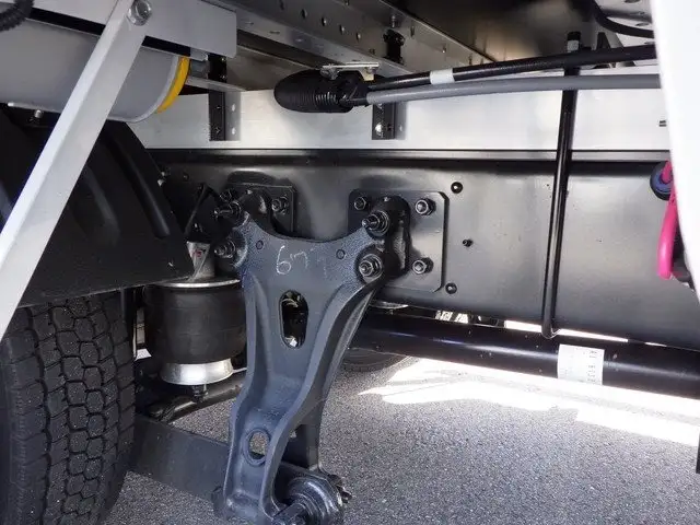 日野 レンジャー 中型/増トン ウイング エアサス ベッドの中古トラック画像14