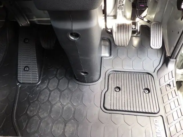 日野 レンジャー 中型/増トン ウイング エアサス ベッドの中古トラック画像8