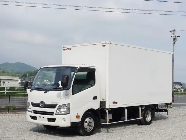 日野 デュトロ 小型 アルミバン シャッター式 TKG-XZU710M の中古トラック【車両No.197411】