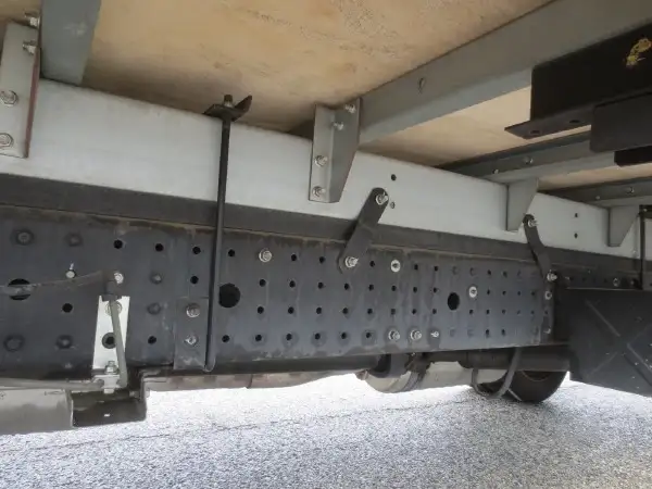 三菱 キャンター 小型 アルミバン サイドドア 2PG-FEB50の中古トラック画像16