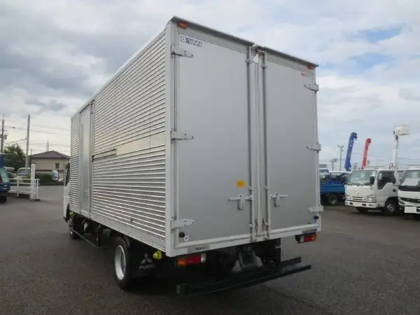 三菱 キャンター 小型 アルミバン サイドドア 2PG-FEB50の中古トラック画像7