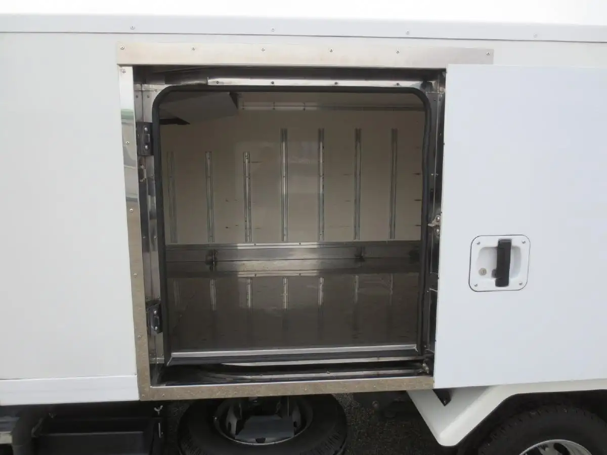 日産UD コンドル 小型 冷凍冷蔵 低温 床ステンの中古トラック画像9