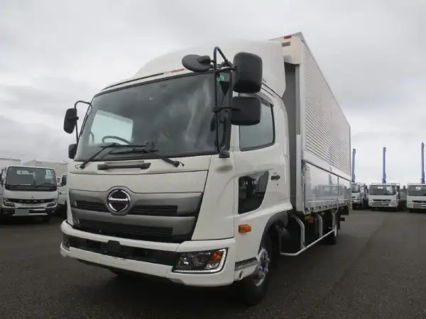 日野 レンジャー 中型/増トン ウイング パワーゲート ベッドの中古トラック画像2