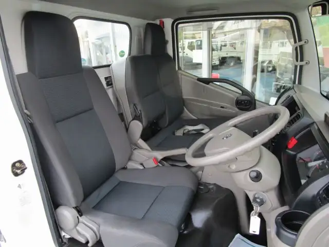 日産 アトラス 小型 平ボディ パワーゲート CBF-SQ2F24の中古トラック画像9