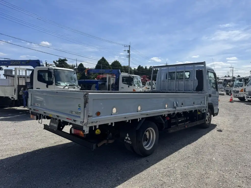 三菱 キャンター 小型 平ボディ TKG-FEB50 H28の中古トラック画像4