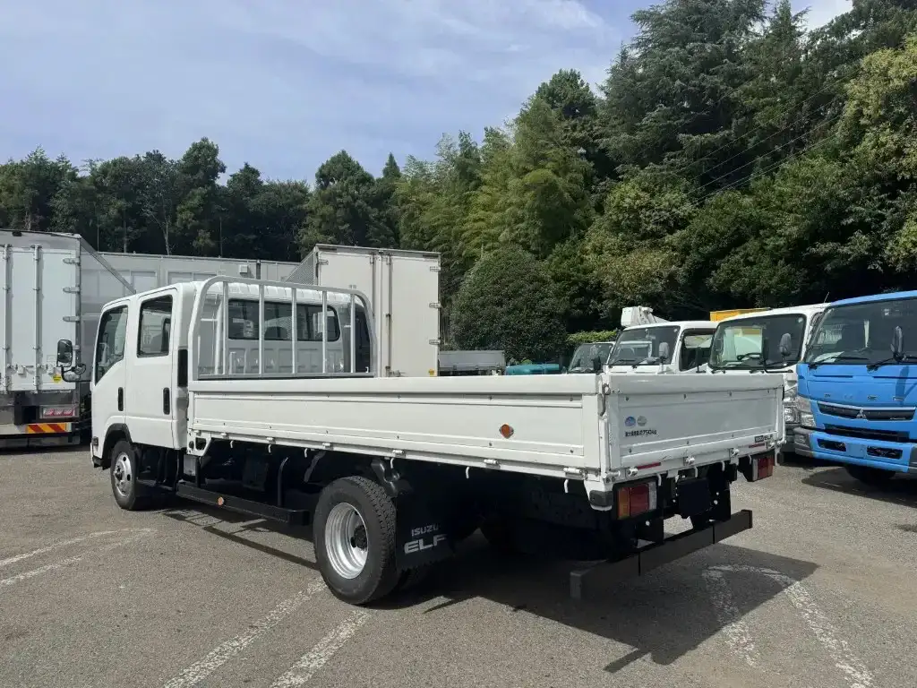 いすゞ エルフ 小型 平ボディ Wキャブ TPG-NPR85ARの中古トラック画像5