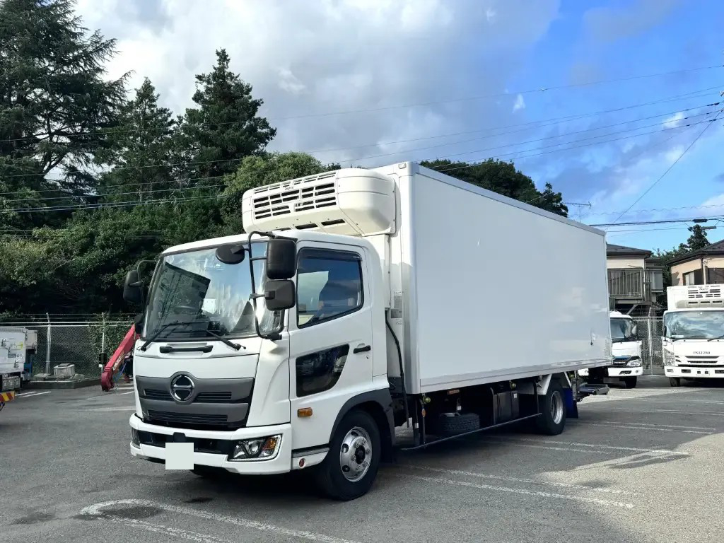 トヨタ コースター 小型 バス マイクロバス SKG-XZB70 の中古トラック【車両No.197765】