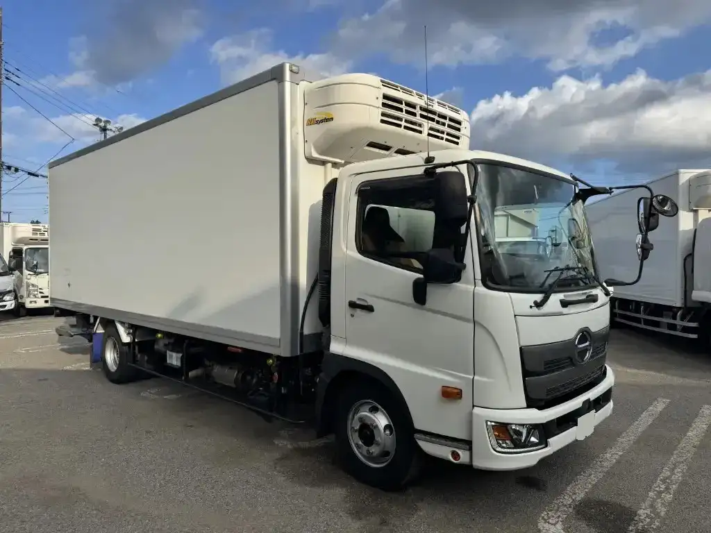 日野 レンジャー 中型/増トン 冷凍冷蔵 低温 パワーゲートの中古トラック画像2