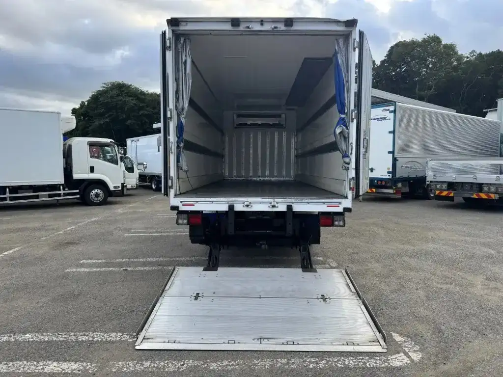 日野 レンジャー 中型/増トン 冷凍冷蔵 低温 パワーゲートの中古トラック画像5