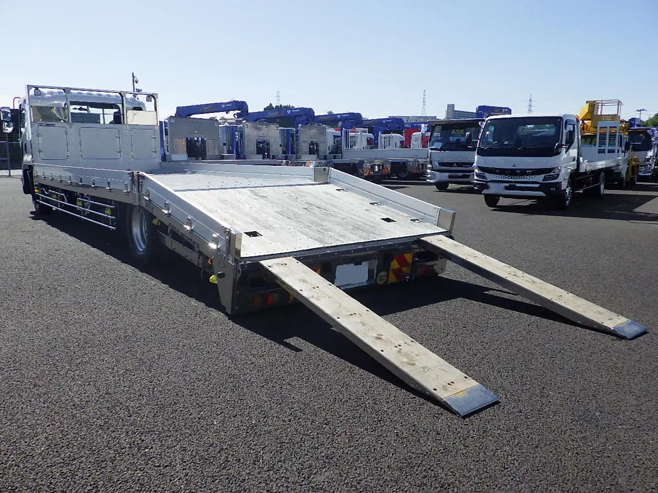 いすゞ フォワード 中型/増トン 車両重機運搬 エアサス ベッドの中古トラック画像7