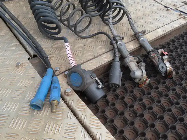 いすゞ ギガ 大型 トラクター ハイルーフ 1デフの中古トラック画像8