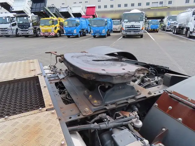 いすゞ ギガ 大型 トラクター ハイルーフ 1デフの中古トラック画像10