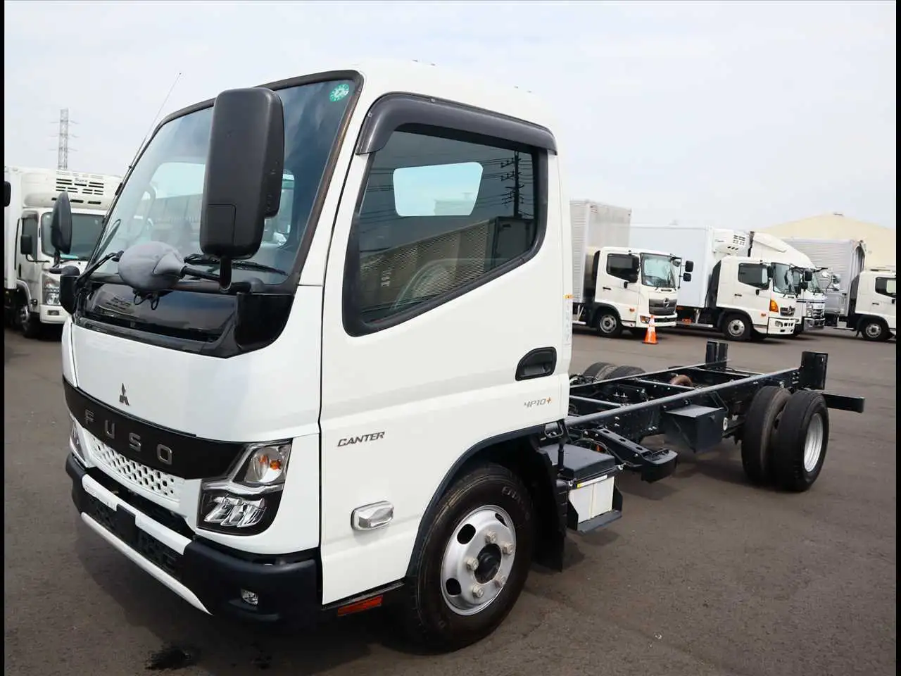 三菱 キャンター 小型 シャーシ 2RG-FEA20 R4 の中古トラック【車両No.197614】