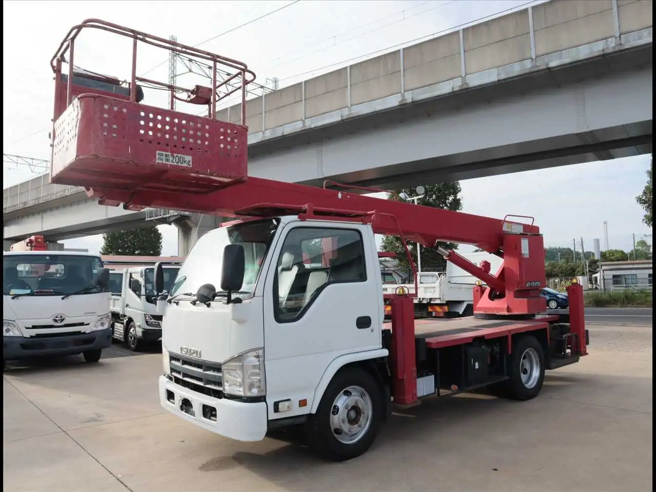 いすゞ エルフ 小型 高所・建柱車 高所作業車 SKG-NKR85YN の中古トラック【車両No.197557】