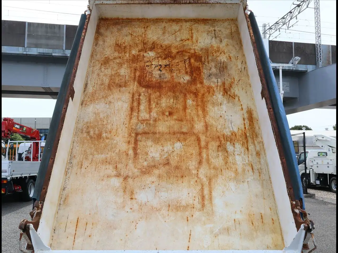 いすゞ フォワード 中型/増トン ダンプ 強化 コボレーンの中古トラック画像8
