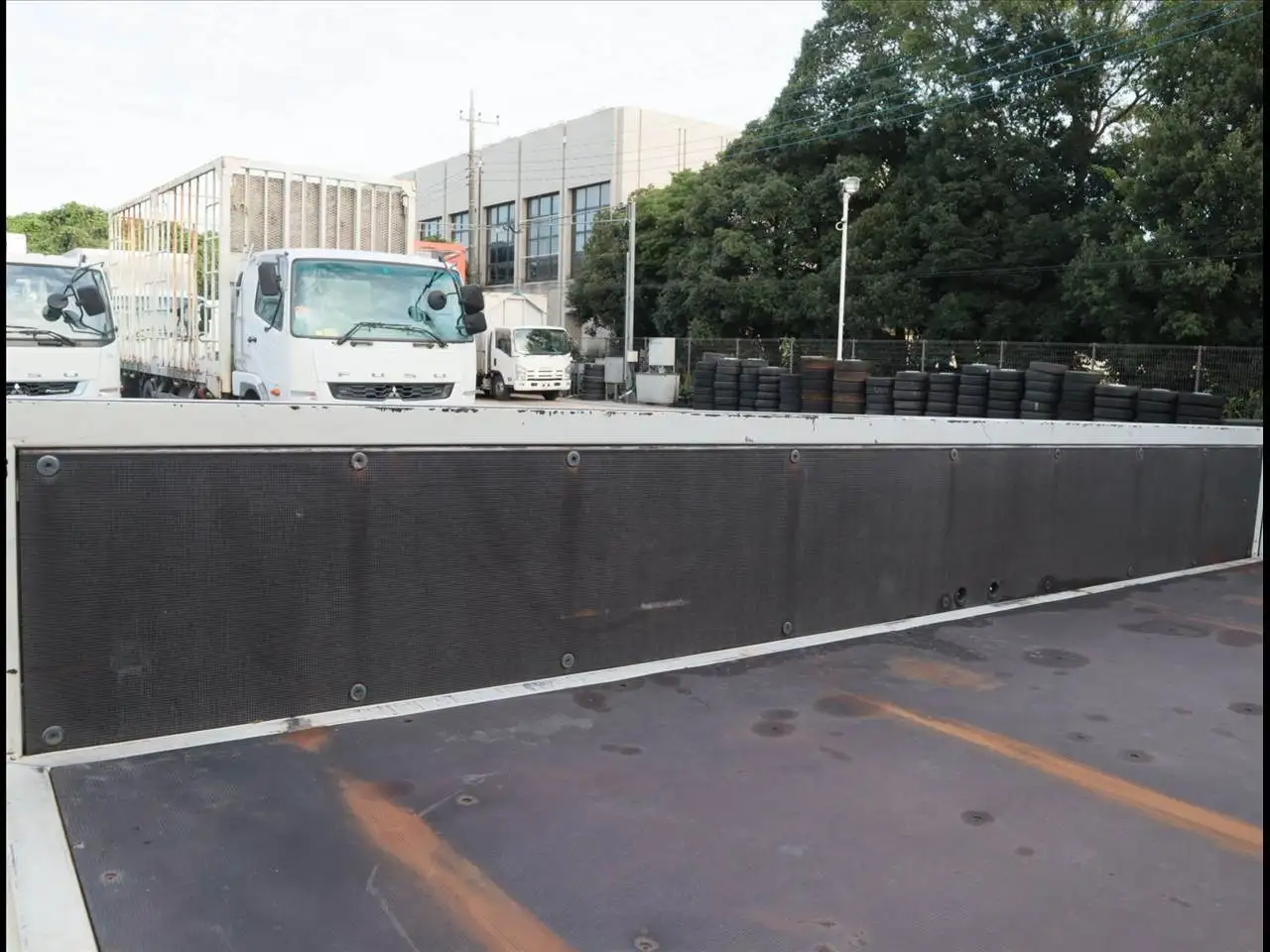 日野 デュトロ 小型 平ボディ 2KG-XZU675M R2の中古トラック画像9