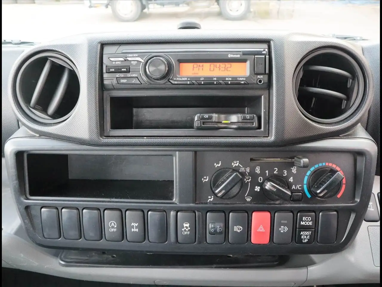 日野 デュトロ 小型 平ボディ 2KG-XZU675M R2の中古トラック画像14