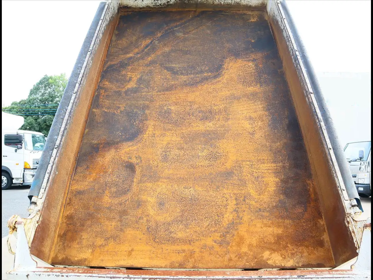 いすゞ フォワード 中型/増トン ダンプ 強化 コボレーンの中古トラック画像9