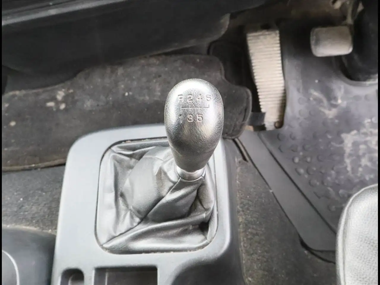 三菱 ファイター 中型/増トン ウイング パワーゲート エアサスの中古トラック画像15