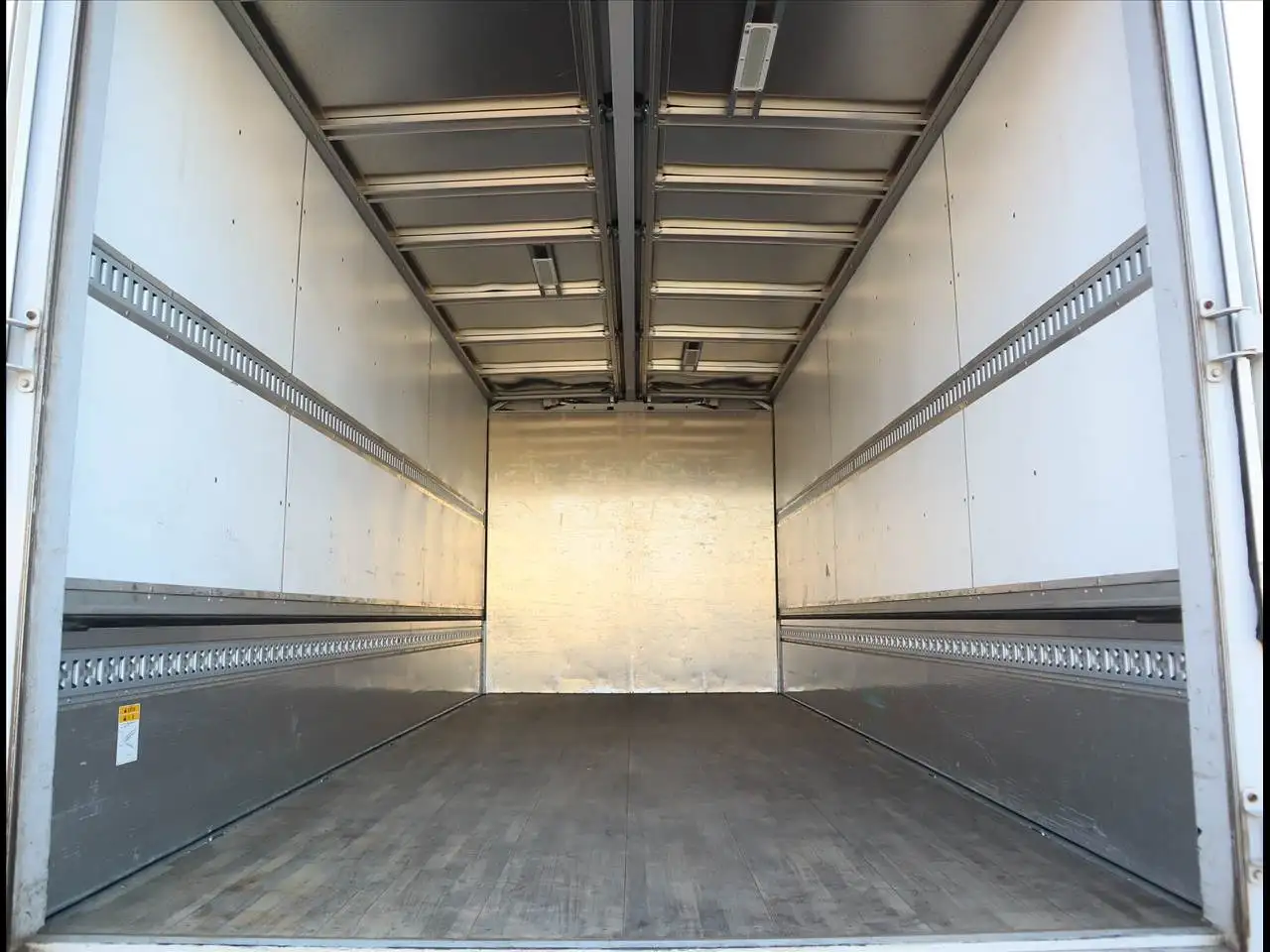 三菱 ファイター 中型/増トン ウイング ベッド 2KG-FK62Fの中古トラック画像6