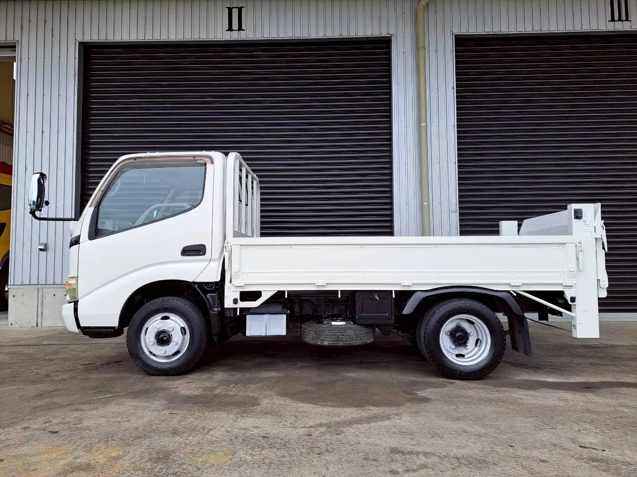 トヨタ ダイナ 小型 平ボディ パワーゲート BDG-XZU308の中古トラック画像7