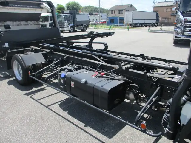 いすゞ エルフ 小型 車両重機運搬 ラジコン ウインチの中古トラック画像16