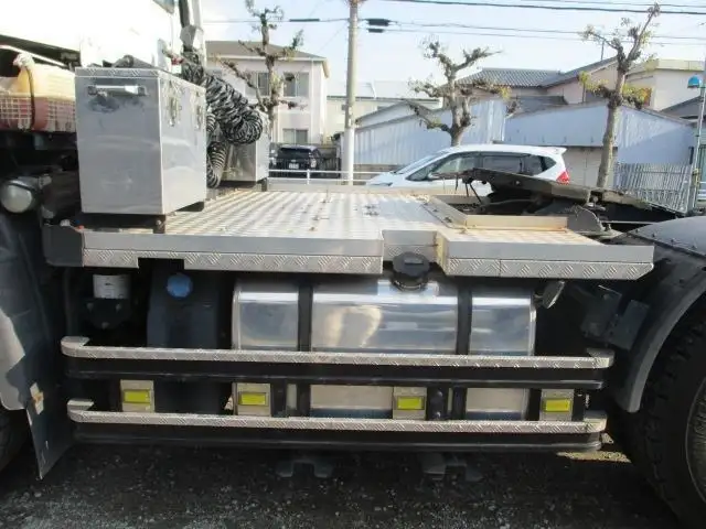 日産UD クオン 大型 トラクター ハイルーフ 1デフの中古トラック画像9