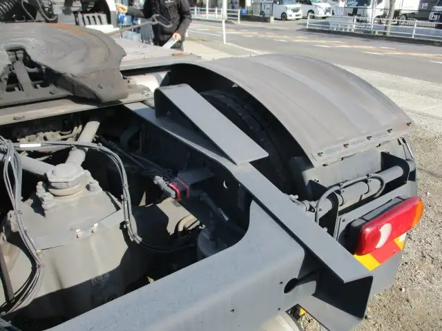 日産UD クオン 大型 トラクター ハイルーフ 1デフの中古トラック画像12