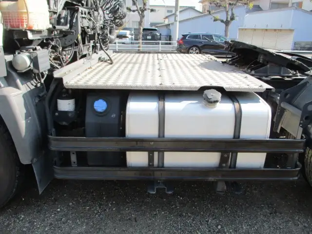 日産UD クオン 大型 トラクター ハイルーフ 1デフの中古トラック画像16